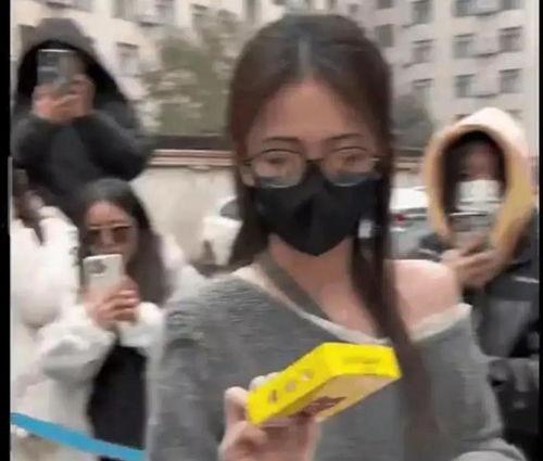 娱乐八卦吃瓜的做法,明星幕后故事大起底